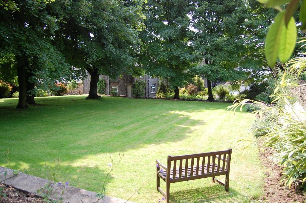 Newton House Hotel Alstonfield Esterno foto